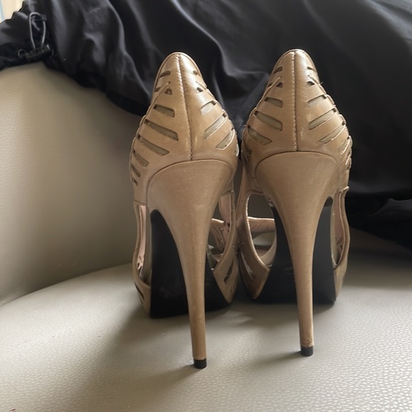 BCBGeneration Open Toe Pumps Heels - Picture 2 of 6